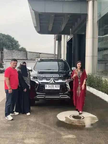 sales mitsubishi Tangerang Selatan