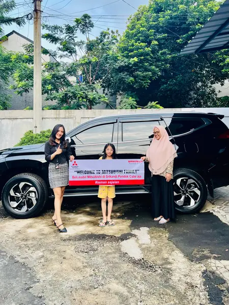sales mitsubishi Tangerang Selatan