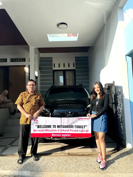sales mitsubishi Tangerang Selatan