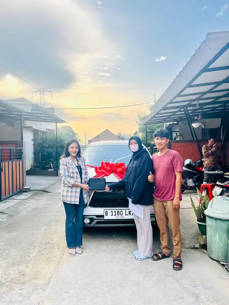 sales mitsubishi Tangerang Selatan