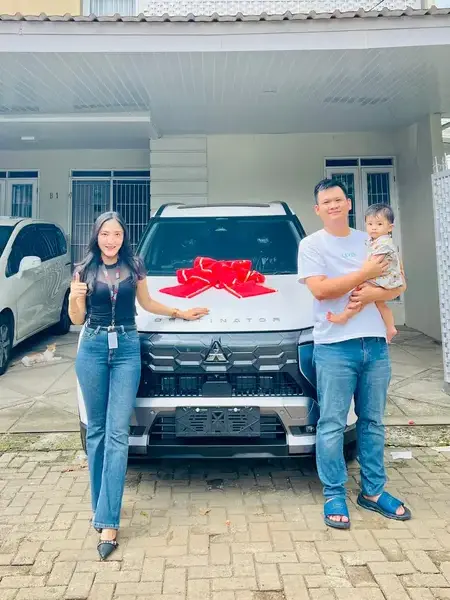 sales mitsubishi Tangerang Selatan