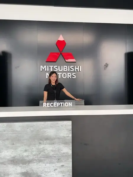 sales mitsubishi tangerang