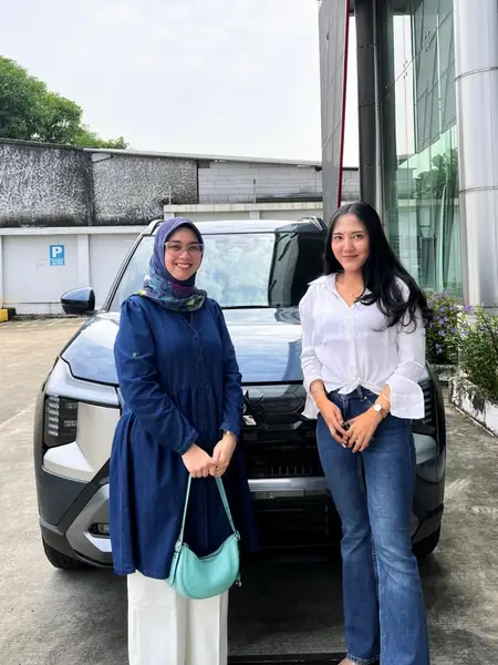 sales mitsubishi Tangerang Selatan