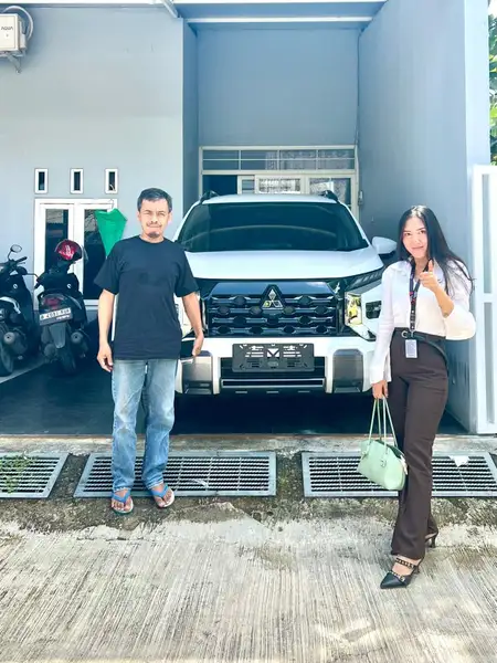 sales mitsubishi Tangerang Selatan